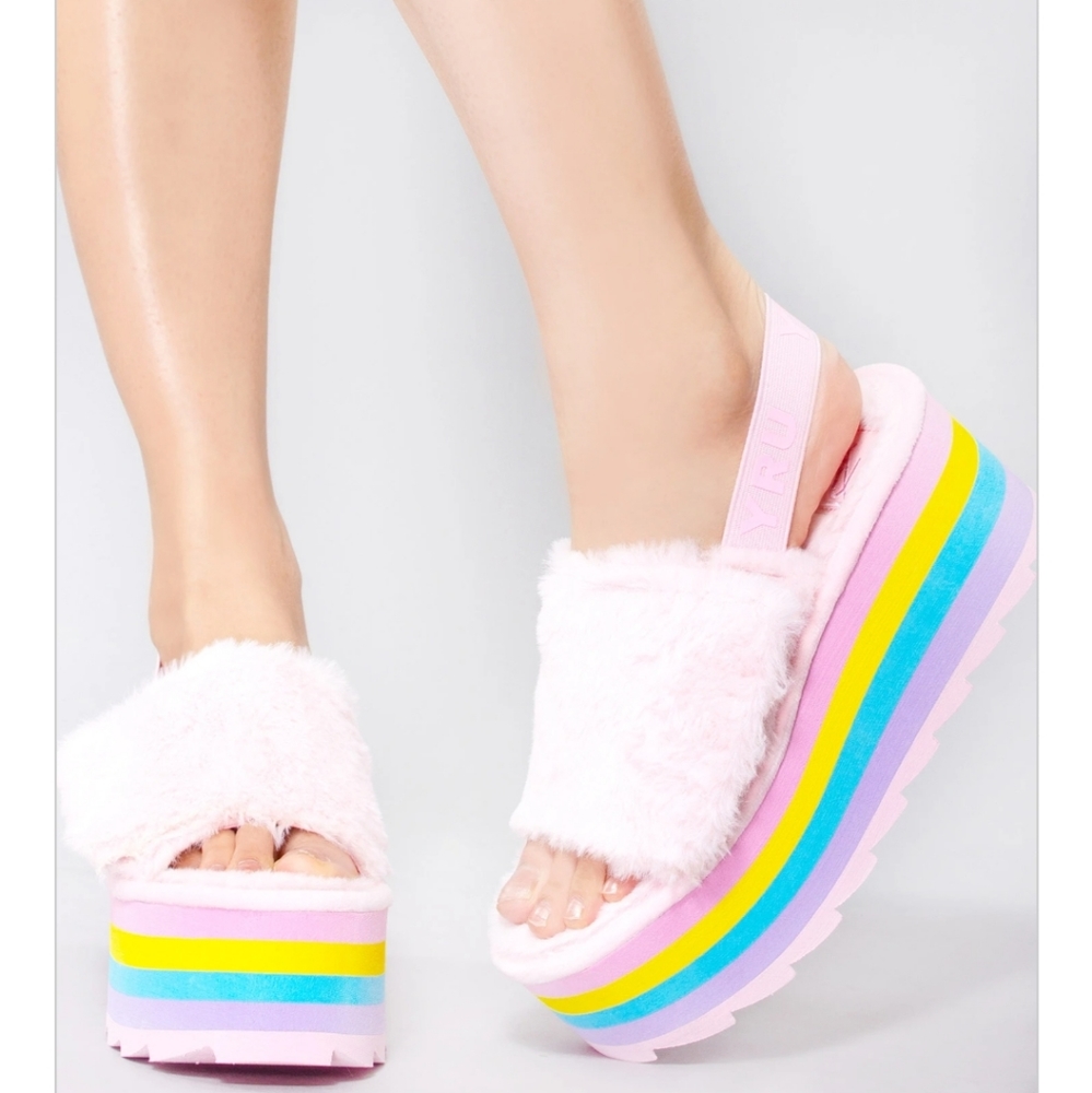 YRU Qozii Pastel Platform Slide 7